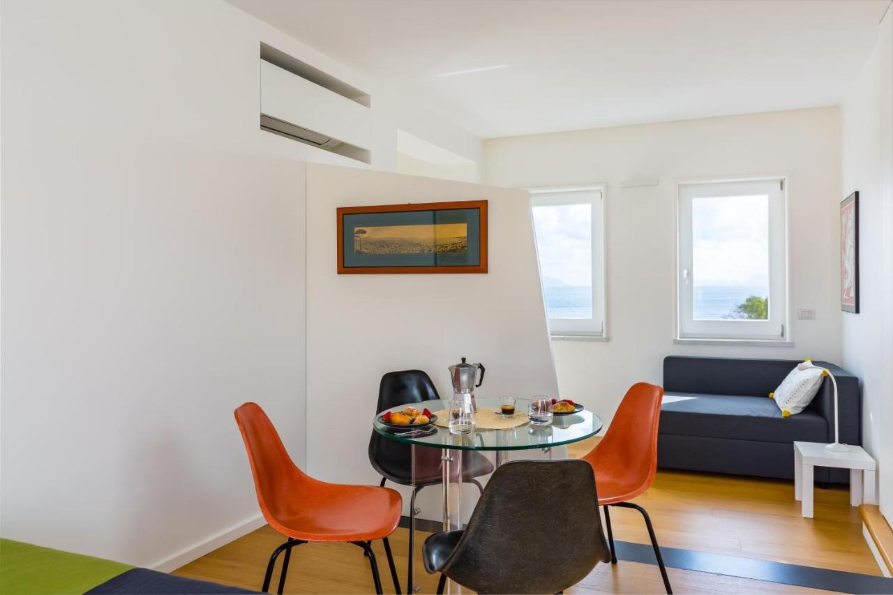 Seaview Terrace 360°& Elegant Loft Apartment เนเปิลส์ ภายนอก รูปภาพ